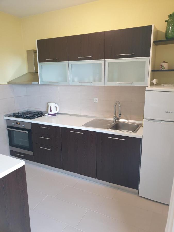 Apartmani Goga Starigrad Paklenica Bagian luar foto