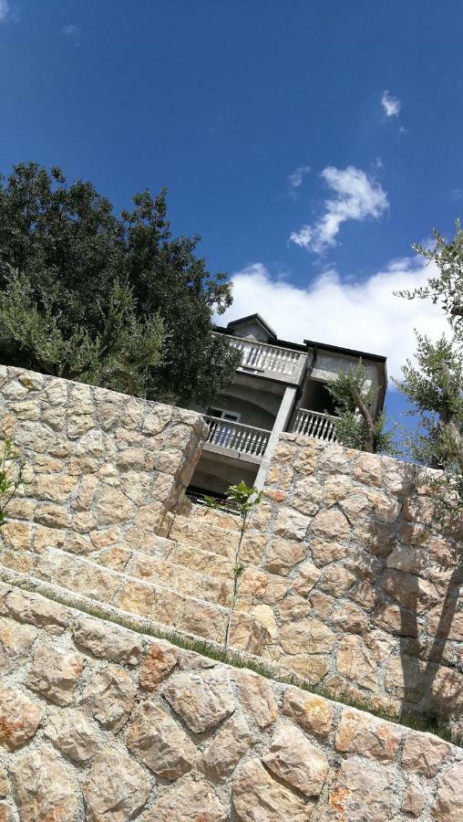 Apartmani Goga Starigrad Paklenica Bagian luar foto
