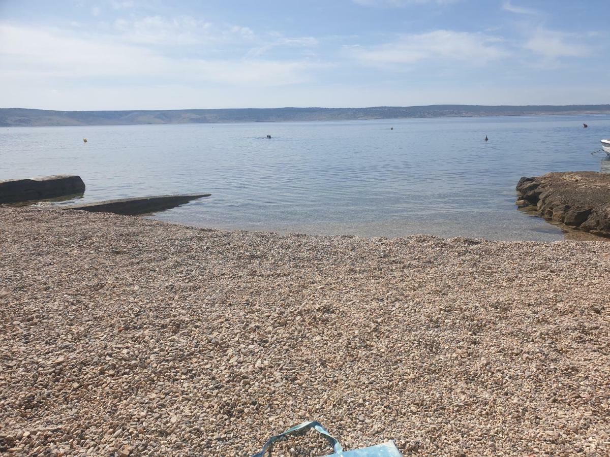 Apartmani Goga Starigrad Paklenica Bagian luar foto